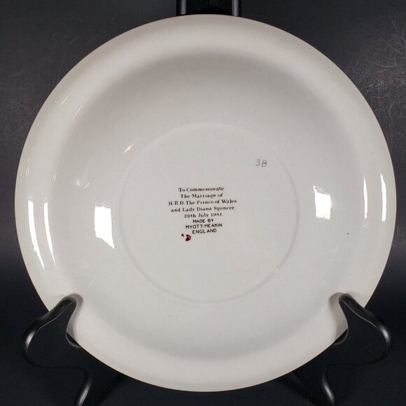 HRH Prince Charles Lady Diana Spencer British Royal Wedding Commemorative Plate - Picture 6 of 8